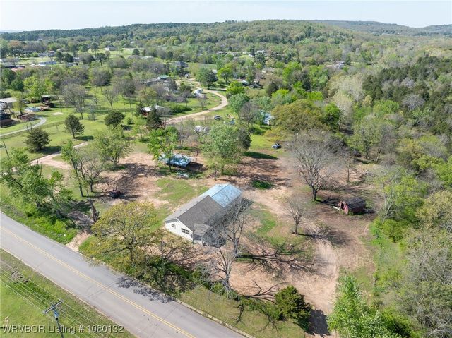 2436 Pine Hollow Road, Van Buren, AR 72956