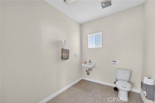 447 N Prairie Avenue, Inglewood, CA 90301