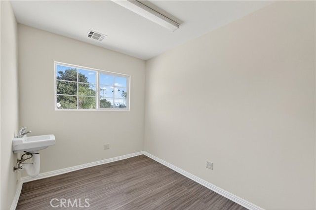 447 N Prairie Avenue, Inglewood, CA 90301