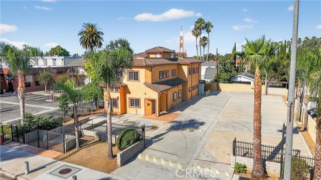 447 N Prairie Avenue, Inglewood, CA 90301