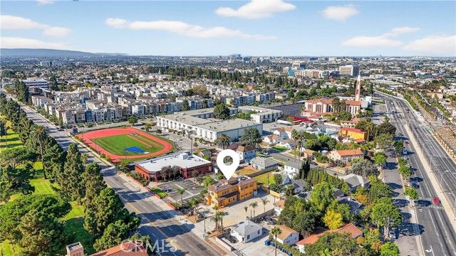 447 N Prairie Avenue, Inglewood, CA 90301