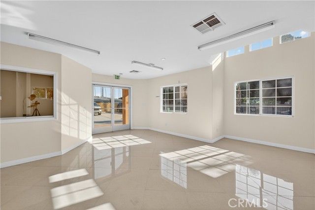 447 N Prairie Avenue, Inglewood, CA 90301