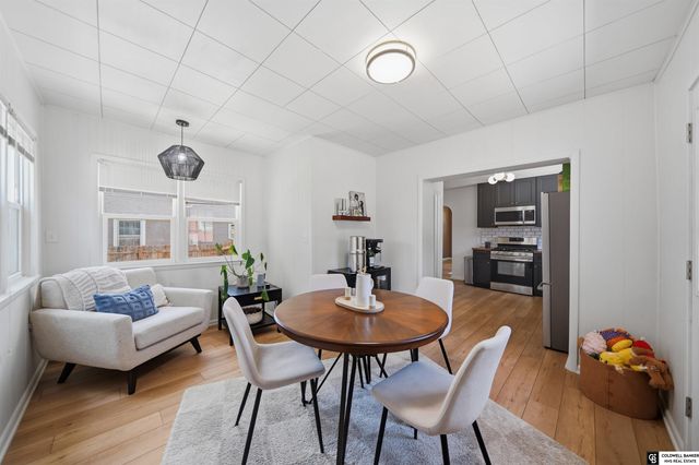 874 S 34th Street, Lincoln, NE 68510
