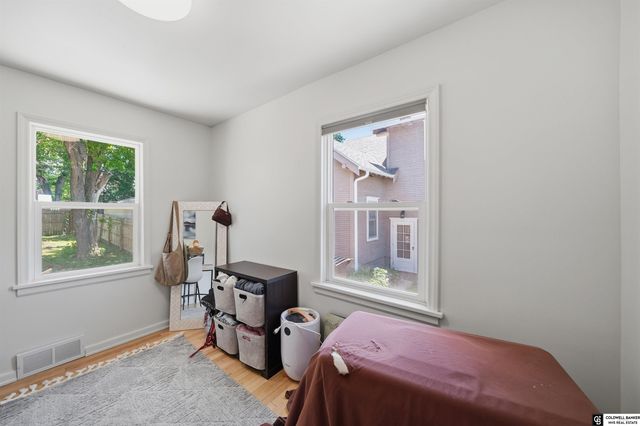 874 S 34th Street, Lincoln, NE 68510