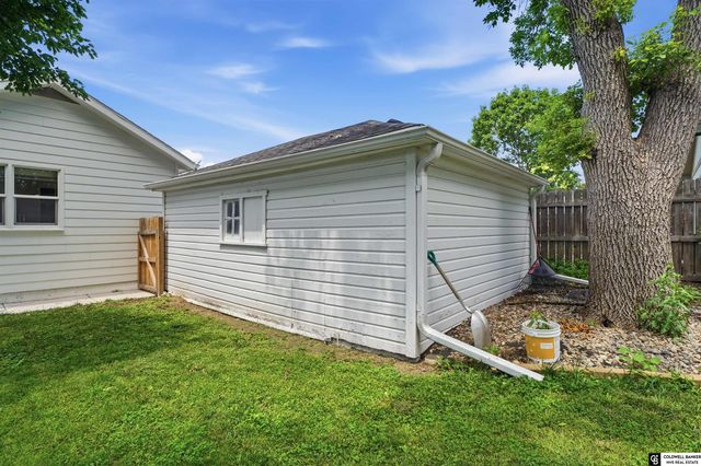 874 S 34th Street, Lincoln, NE 68510