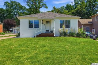 874 S 34th Street, Lincoln, NE 68510