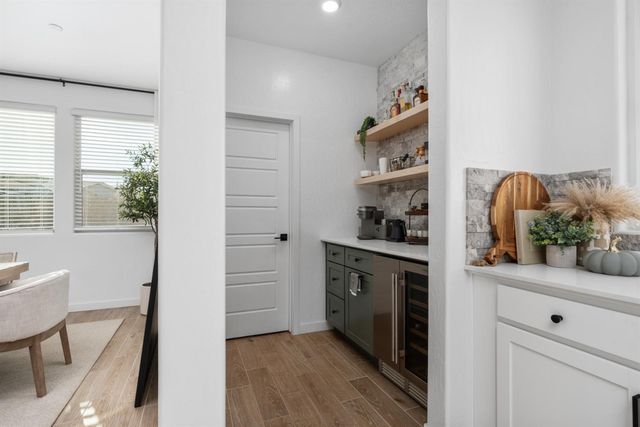 2212 N Argyle Avenue, Clovis, CA 93619