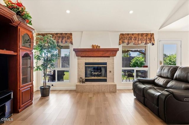 5813 Ragusa Lane, Bakersfield, CA 93308