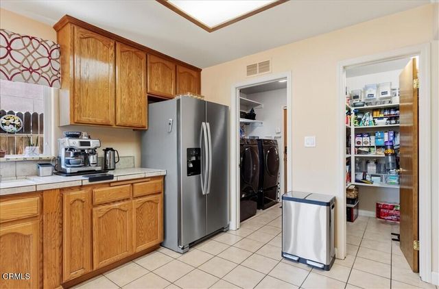 5813 Ragusa Lane, Bakersfield, CA 93308