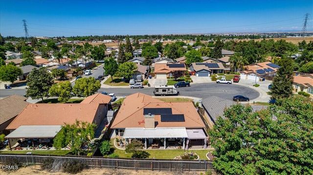 5813 Ragusa Lane, Bakersfield, CA 93308