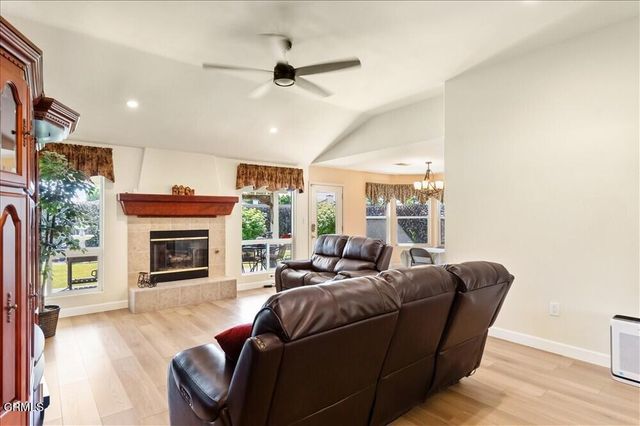 5813 Ragusa Lane, Bakersfield, CA 93308