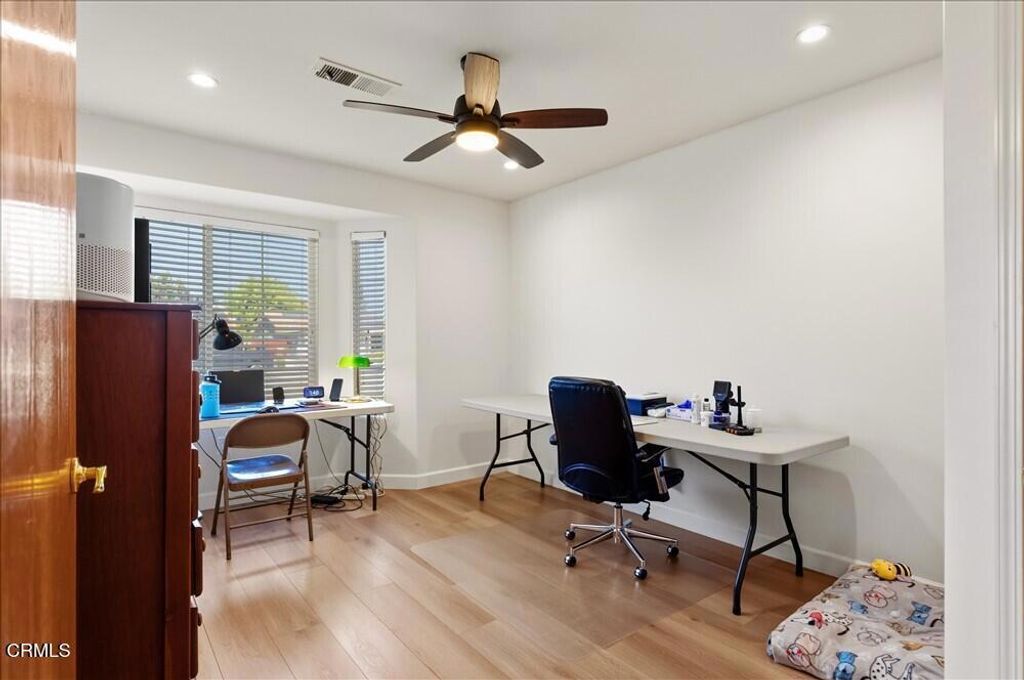 Image 21 of property listing at 5813 Ragusa Lane, Bakersfield, CA 93308