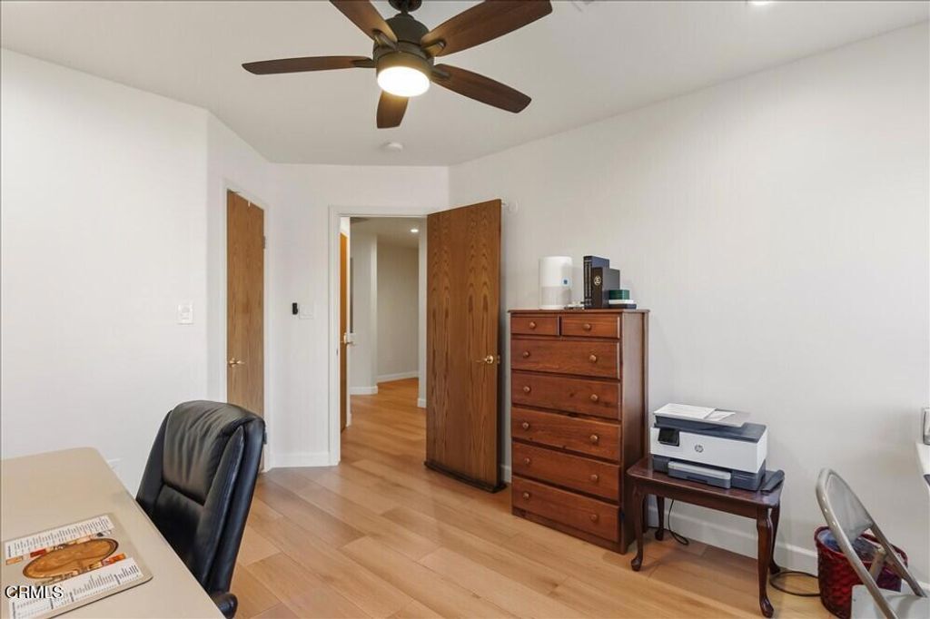 Image 22 of property listing at 5813 Ragusa Lane, Bakersfield, CA 93308