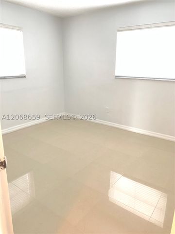 2491 SW 82nd Ave 106, Davie, FL 33324