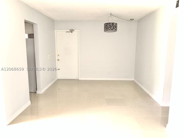 2491 SW 82nd Ave 106, Davie, FL 33324