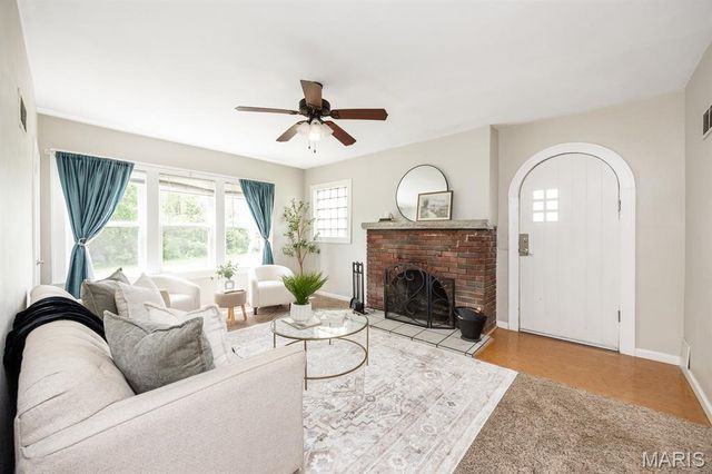 304 South Belt West, Belleville, IL 62220