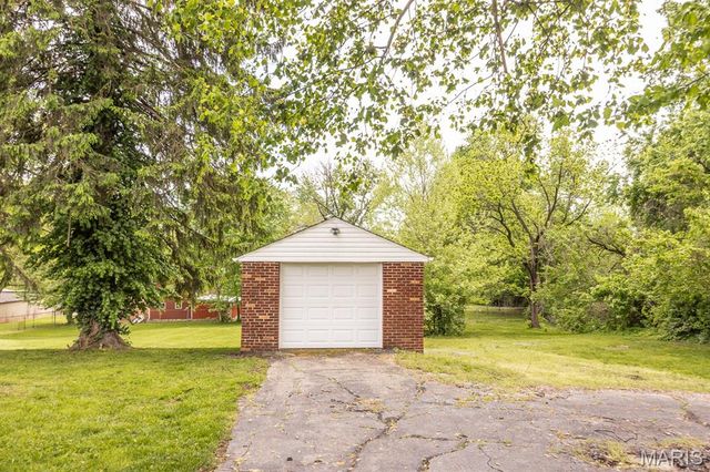 304 South Belt West, Belleville, IL 62220