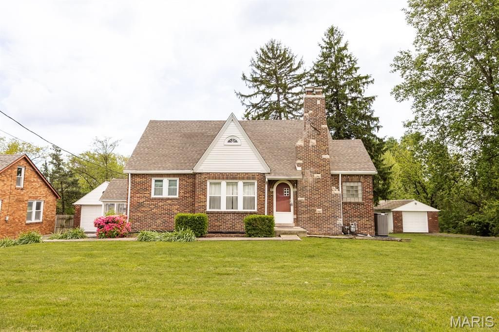 304 South Belt West, Belleville, IL 62220
