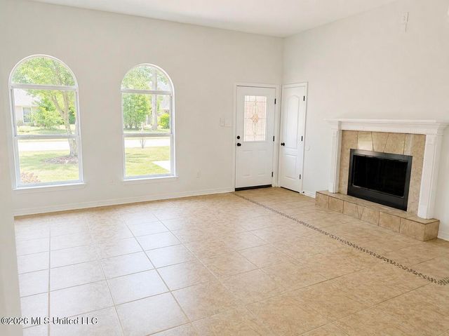 8122 Longwood Drive, Gautier, MS 39553
