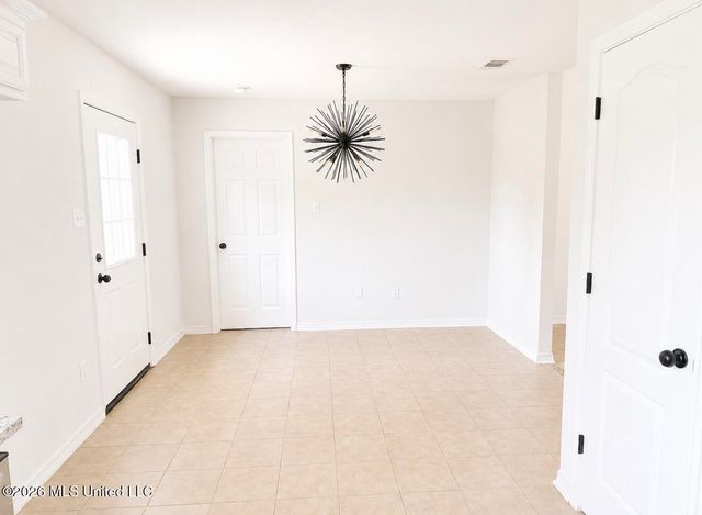 8122 Longwood Drive, Gautier, MS 39553