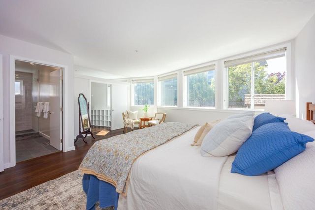 350 6th Avenue, Half Moon Bay, CA 94019