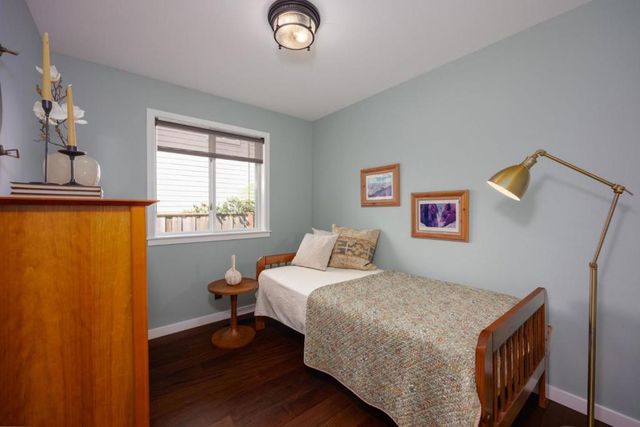 350 6th Avenue, Half Moon Bay, CA 94019