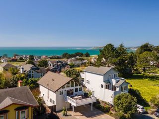 350 6th Avenue, Half Moon Bay, CA 94019