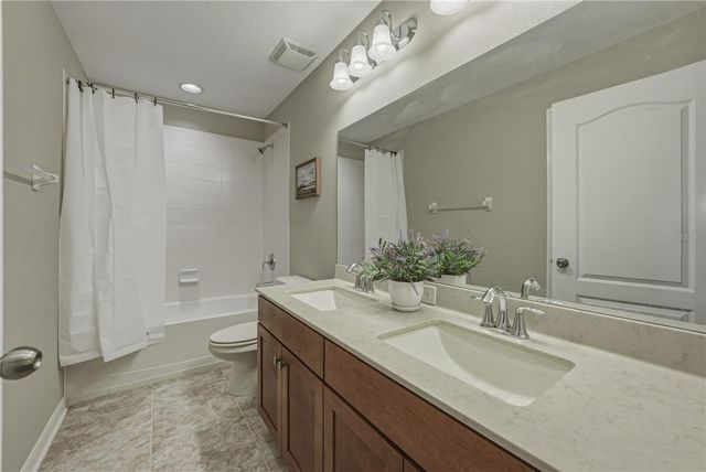 10661 PICTORIAL PARK DRIVE, Tampa, FL 33647