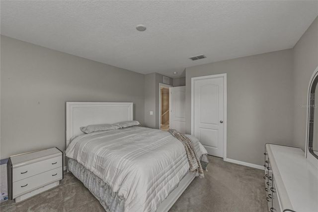 10661 PICTORIAL PARK DRIVE, Tampa, FL 33647