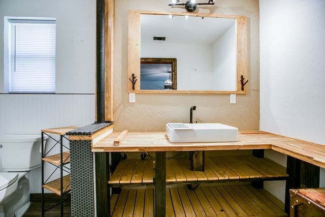 202 Sharp Avenue, Ballinger, TX 76821