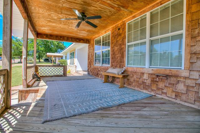 202 Sharp Avenue, Ballinger, TX 76821