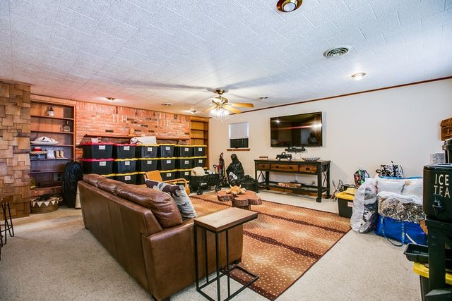 202 Sharp Avenue, Ballinger, TX 76821