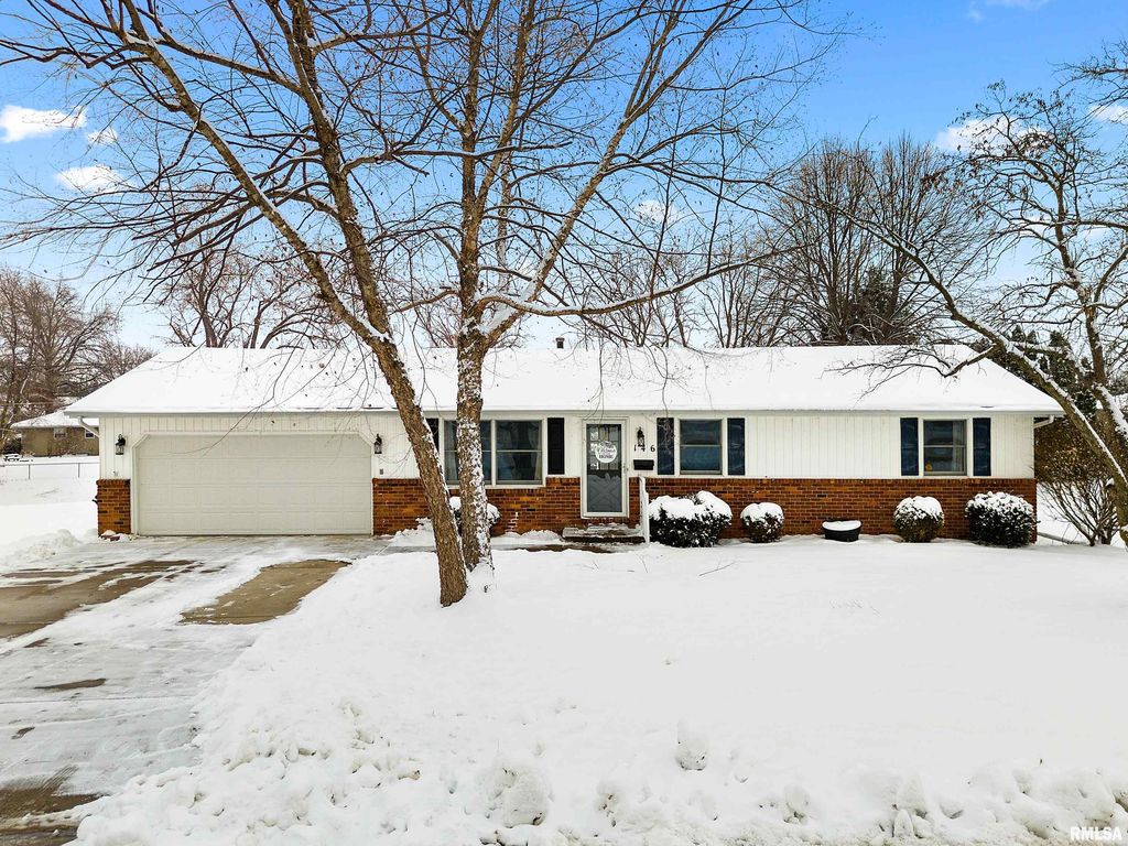 146 N OHIO Avenue, Morton, IL 61550