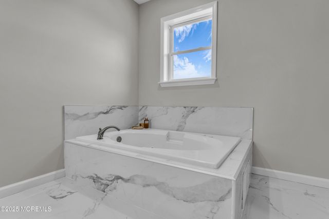 315 Parisen Avenue, Bayville, NJ 08721