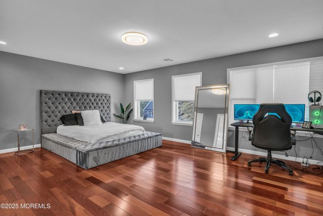 315 Parisen Avenue, Bayville, NJ 08721