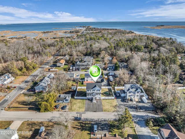 315 Parisen Avenue, Bayville, NJ 08721