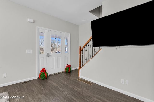 315 Parisen Avenue, Bayville, NJ 08721