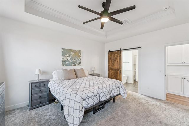 5812 Ledgestone Drive, Mustang, OK 73064