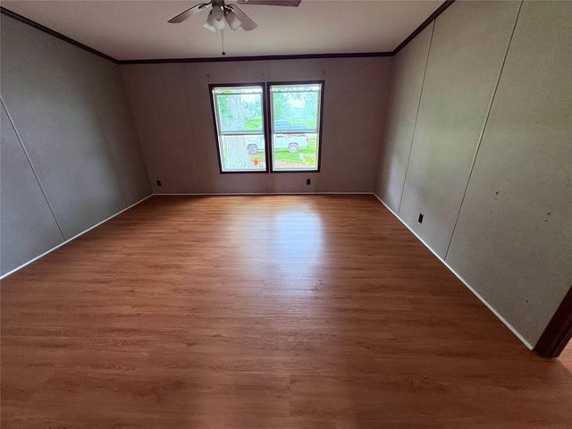 119 S 8th Street, Beasley, TX 77417