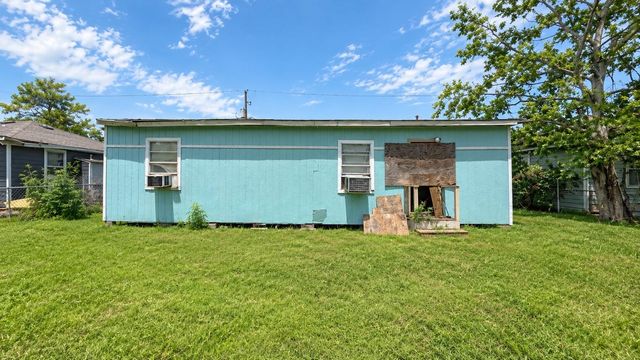 7222 Bywood Street, Houston, TX 77028