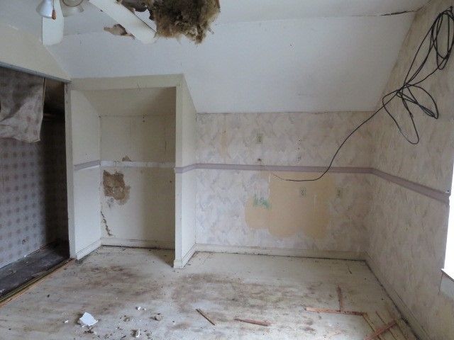 2888 Cherry St, Bethel Park, PA 15102