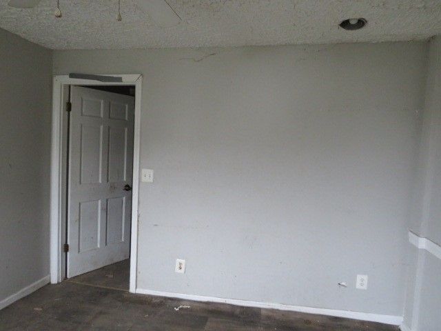 2888 Cherry St, Bethel Park, PA 15102