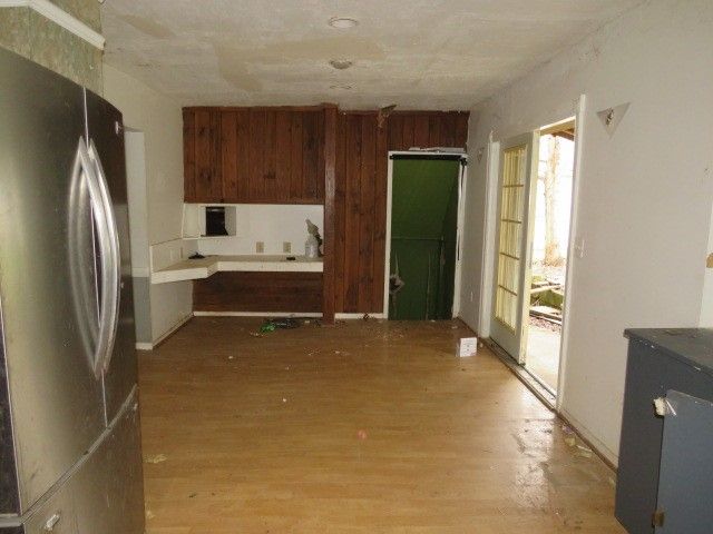 2888 Cherry St, Bethel Park, PA 15102