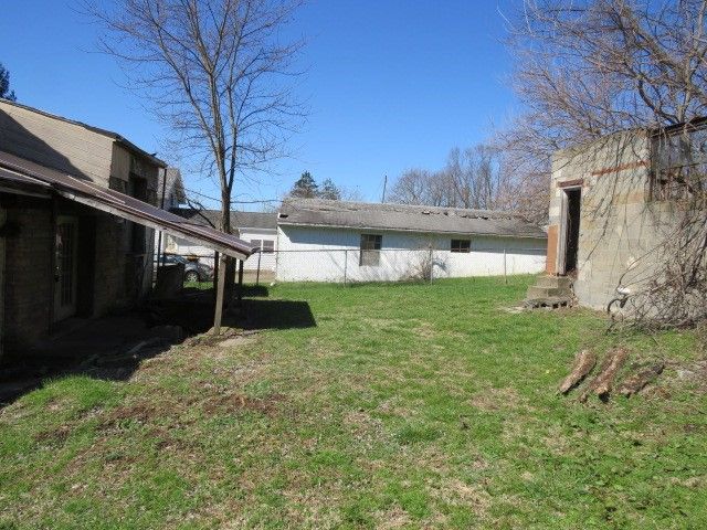 2888 Cherry St, Bethel Park, PA 15102