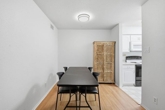 2601 S Braeswood Boulevard 1304, Houston, TX 77025