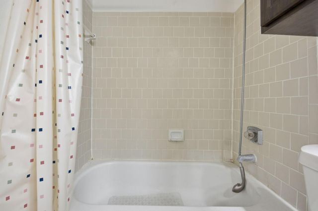 2601 S Braeswood Boulevard 1304, Houston, TX 77025