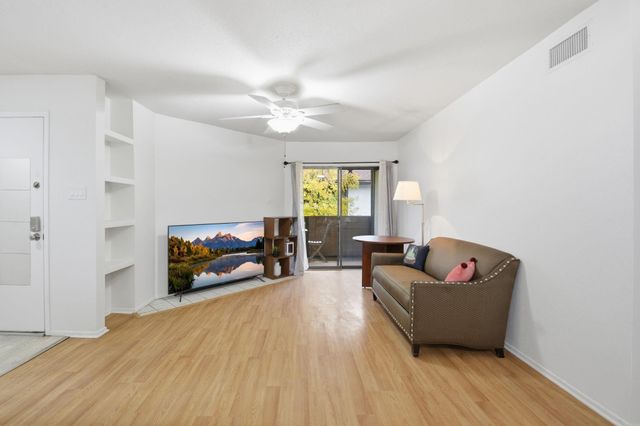 2601 S Braeswood Boulevard 1304, Houston, TX 77025