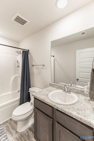 3210 Northfield Lane, Huntsville, AL 35805