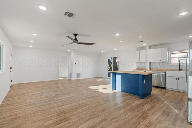 220 Sims Street, Clarendon, TX 79226