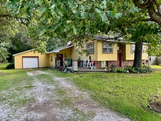 5775 E 100 N, Knox, IN 46534